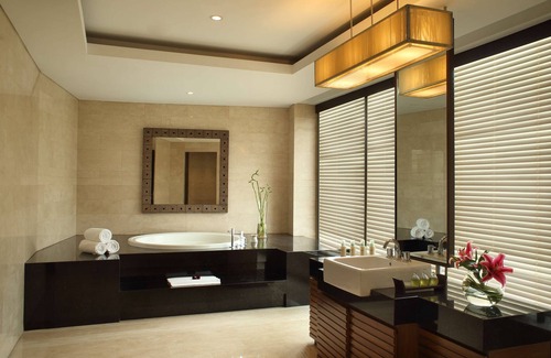 Bandung Hotel | Hilton Bandung