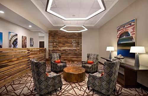 Five Points South Hotel | Hilton Garden Inn Downtown Birmingham