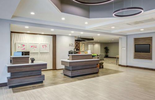 Waltham Hotel | Hilton Garden Inn Boston Waltham