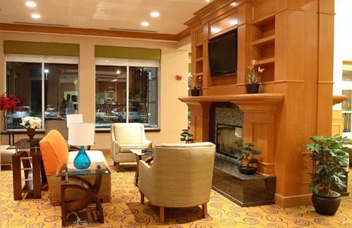 Norfolk - Virginia Beach Hotel | Hilton Garden Inn Chesapeake/Suffolk