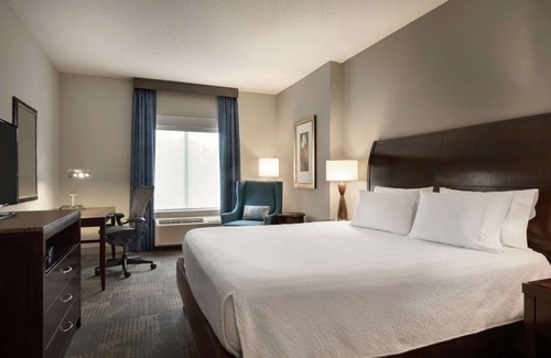 Downtown Minneapolis Hotel | Hilton Garden Inn Minneapolis Downtown