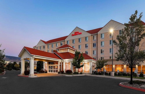 Reno/Tahoe Airport Hotel | Hilton Garden Inn Reno