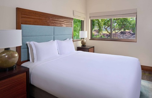 Waikoloa Resort | Hilton Grand Vacations Club Kings’ Land Waikoloa
