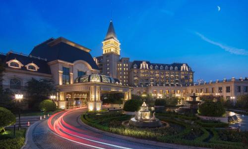 Huangdao Hotel | Hilton Qingdao Golden Beach 丨 10 mins' walk to Golden Beach and Beer City