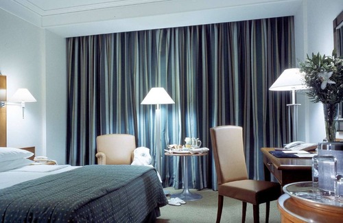 Fiumicino Hotel | Hilton Rome Airport