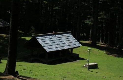 Banjar House | Himalayan Slate House Bahu
