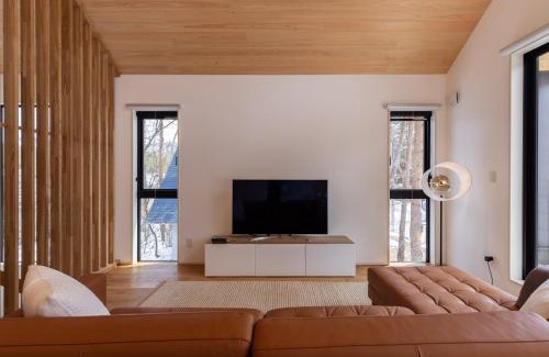 Hakuba Ski Chalet | Hinoki Chalet by Hakuba White Fox Company