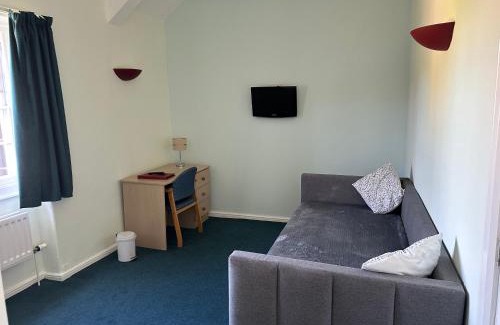 Headingley Hotel | Hinsley Hall