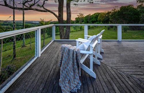 Goonengerry House | Hinterland Retreat l Fire Pit Scenic Views l Nova Escapes