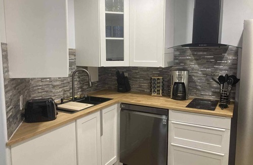 Hinton Apartment | Hinton Mountain House