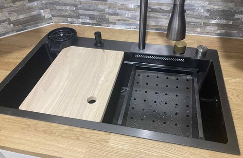 Hinton Apartment | Hinton Mountain House