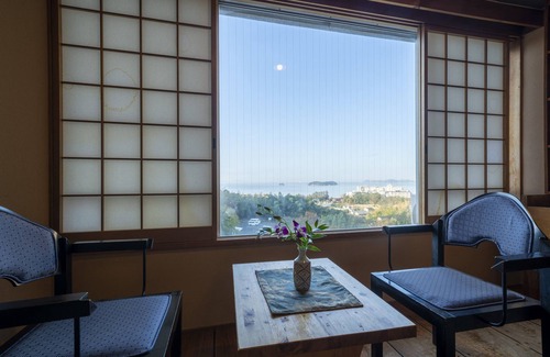 Gamagori House | Hiranoya