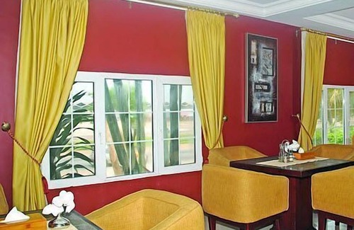 Labadi Hotel | His Majestys Hotel