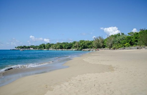 El Batey Apartment | Hispaniola Beachfront Penthouse