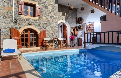 Mavrikiano House | Historical Traditional Home with private pool (Erato & Clio)