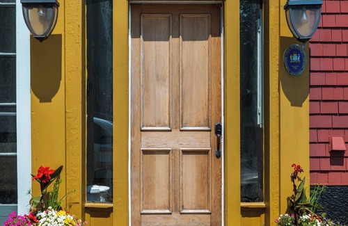 Downtown Halifax Apartment | Historic 1BR DT in amazing location steps from waterfront in Old South District