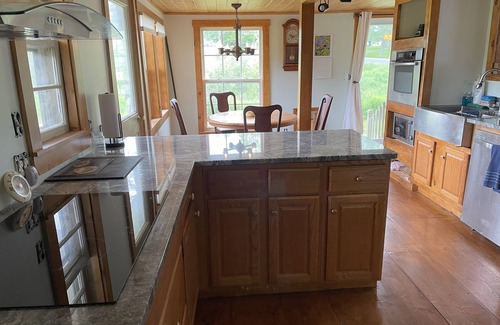 Searsport Cottage | Historic cottage in seaside village of Searsport. Pet friendly!