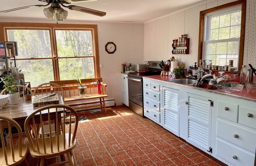 Southold Cottage | Historic cottage near the NoFo beach