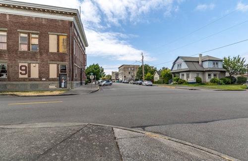 Anacortes Apartment | Historic Downtown Anacortes One Bedroom Apartment