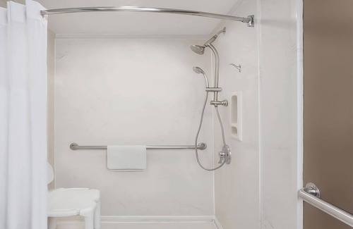 St. Augustine Hotel | Historic Downtown St Augustine Gem! 3 Great Units, Free Parking, Pool Access