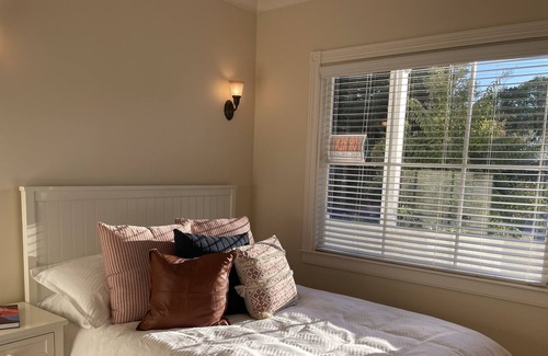 Yountville House | Historic Downtown Yountville Napa Valley Charmer