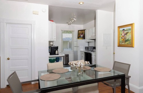 Edenton Apartment | Historic Edenton Hideaway, super convenient location in this quaint town.