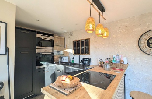 Saint-Cyran-du-Jambot Cottage | Historic Retreat at Domaine de Migny: Cottage with Nordic Bath and Pool