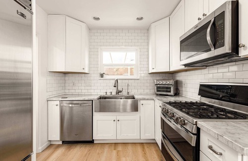 Encanto House | Historic Gem with Pool in the heart of Downtown!