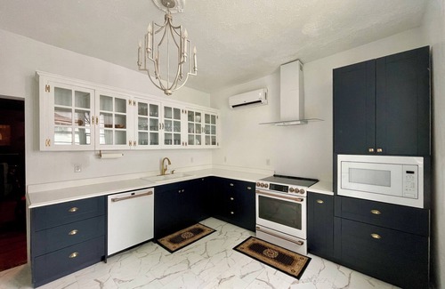 Frankfort House | Historic Horse & Bourbon