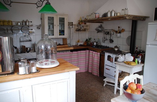 Colle San Bartolomeo House | Historic house lovingly furnished in original vintage style