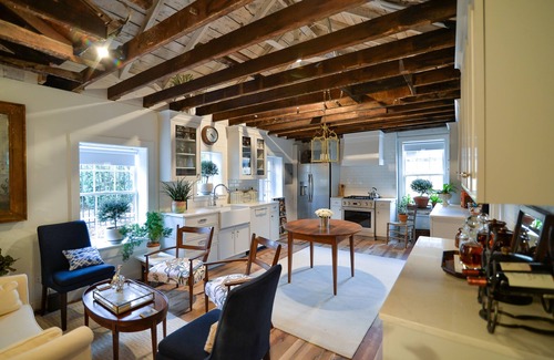 Woodward Heights Cottage | Historic JC Cock House - Downtown Lexington KYnn