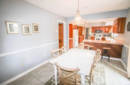 Melrose Park House | Historic Lake Front Home