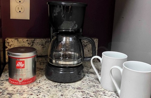 Downtown Richmond Apartment | Historic, modern, downtown.