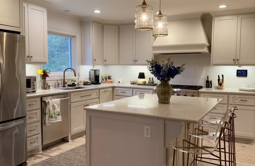 Oxford House | Historic Neighborhood-Quaint Street near Faulkner Woods-Walk to Square/Grove!