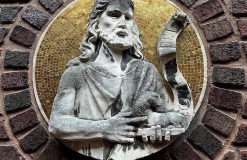 Cleveland Apartment | Historic Payer mansion! 1br/1ba