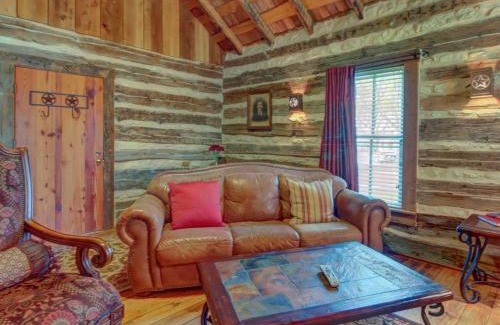 Fredericksburg Apartment | Historic Rocky Hill