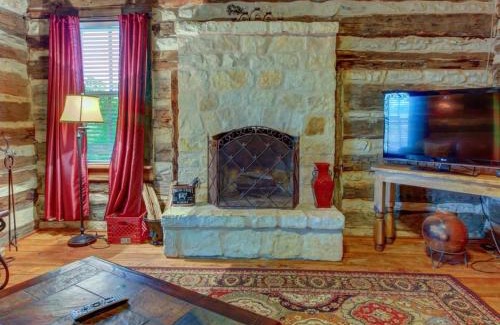 Fredericksburg Apartment | Historic Rocky Hill