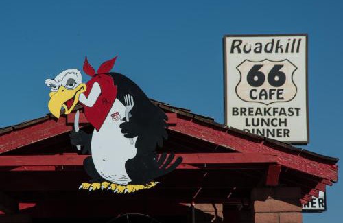 Seligman Hotel | Historic Route 66 Motel