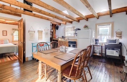 Warm Springs Cottage | Historic Streamside Cottage in Village of Warm Springs