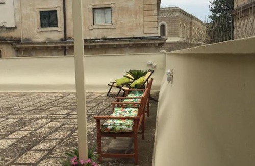 Lecce Historic Center Apartment | Historic Terrace