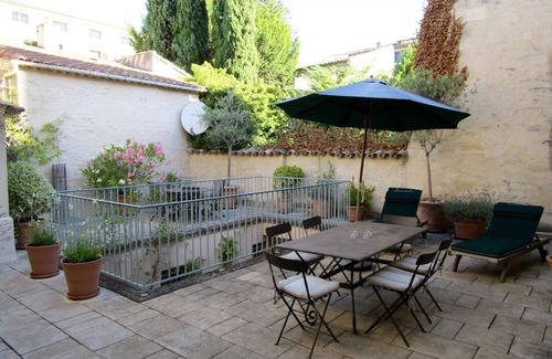 Uzes House | Historic Uzes - spacious 18th century townhouse with large, sunny terrace