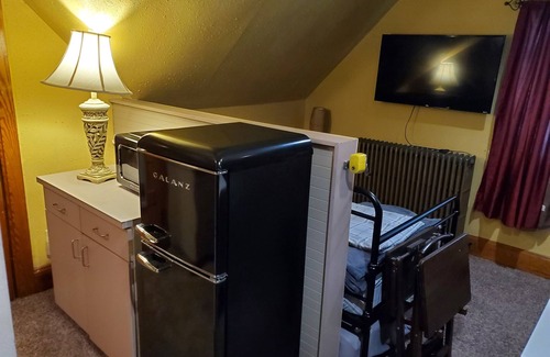 Sioux Falls Bed & Breakfast | Historic Victorian Inn East Loft