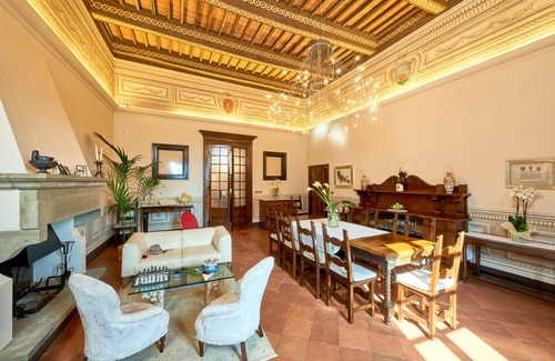 Montepulciano Apartment | Historical Guest House in the heart of Montepulciano. Family run.