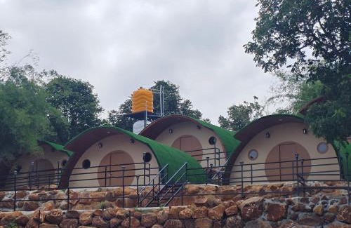 Yelagiri Ski Chalet | Hobbit Haven