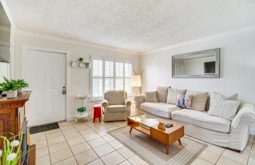 Hobe Sound Villa | Hobe Sound Villa with Screened Porch 4 Mi to Beach