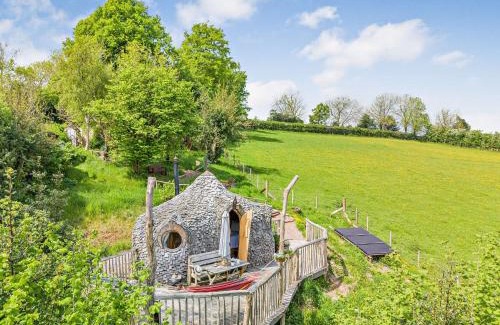 Newcastle-on-Clun Apartment | HOBLEY House Holiday