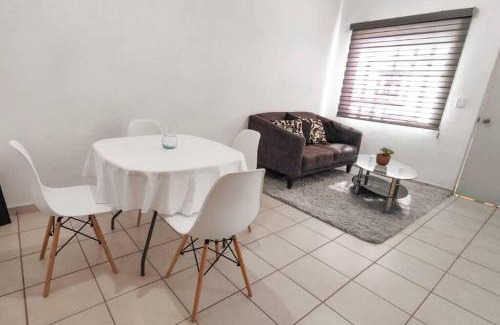 Mazatlan Apartment | Hogar tranquilo, cerca de marina y plaza comercial