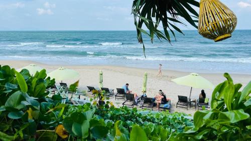 Cam An Hotel | Hoianbang Beach Front Villa and Restaurant