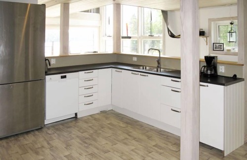 Asarum House | Hoka Villan by Interhome