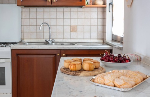 Santa Caterina House | Holiday Home 'Santa Caterina' with Mountain View, Wi-Fi and Air Conditioning